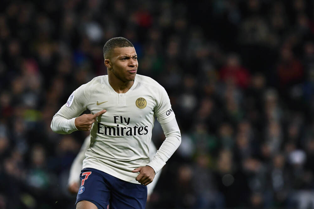 美国务卿：美方愿促成柬泰对话